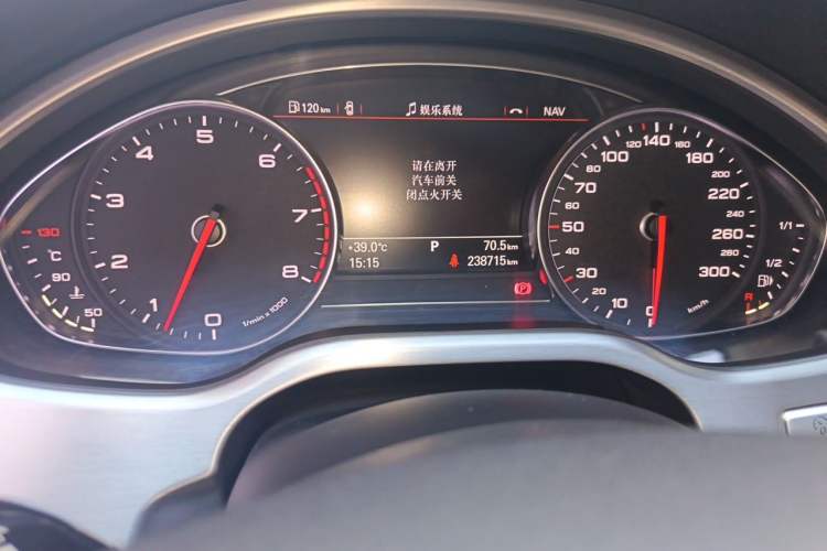 Used Audi A8 2017 A8L 45 TFSI quattro Comfort model Odometer Close Up