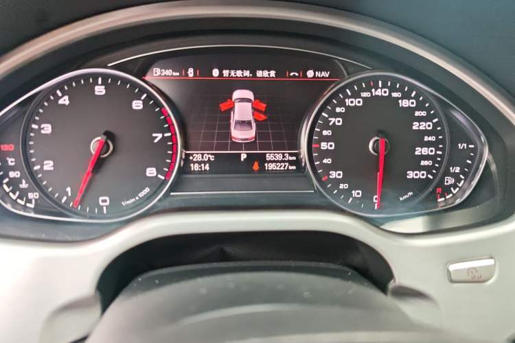 Used Audi A8 2017 A8L 45 TFSI quattro Luxury Model Odometer Close Up