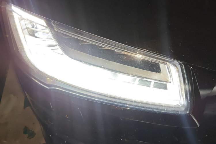 Used Audi A8 2017 A8L 45 TFSI quattro Leading Elite Collection Edition Right Front Headlight