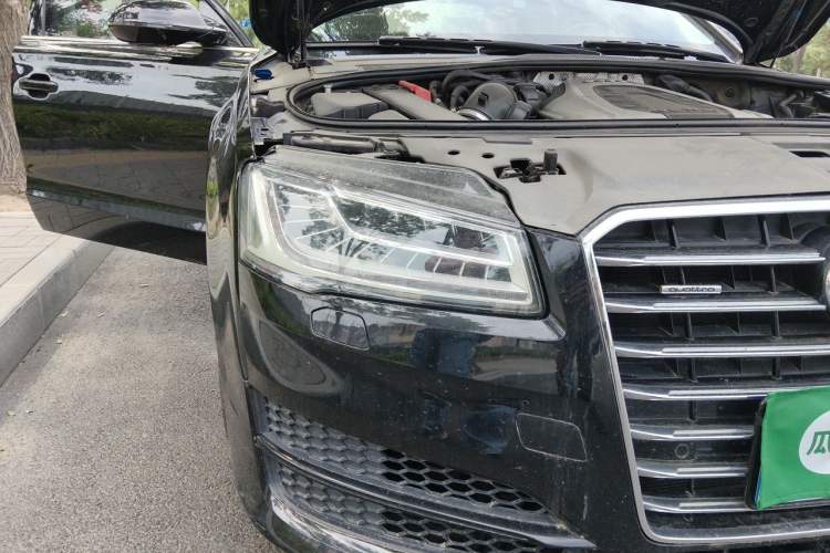 Used Audi A8  Right Front Headlight