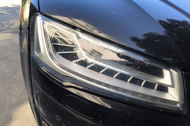 Used Audi A8 2017 A8L 50 TFSI quattro Luxury Model Right Front Headlight