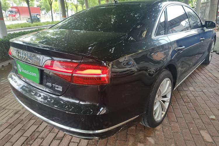 Used Audi A8 2017 A8L 45 TFSI quattro Luxury Model Right Rear Taillight