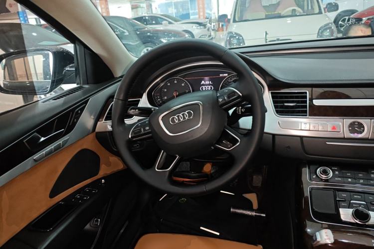 Used Audi A8 2017 A8L 45 TFSI quattro Prestige Pioneer Collection Edition Steering Wheel