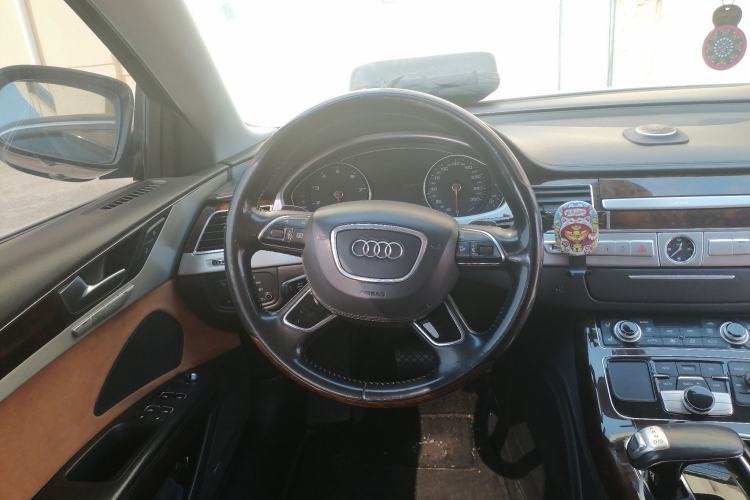 Used Audi A8 2017 A8L 45 TFSI quattro Leading Elite Collection Edition Steering Wheel
