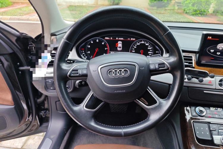 Used Audi A8 2017 A8L 45 TFSI quattro Luxury Model Steering Wheel