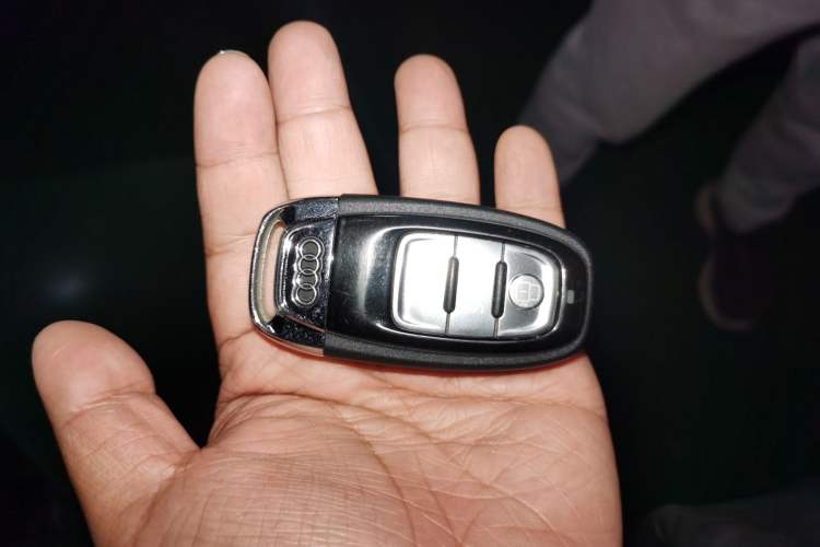 Used Audi A8 2017 A8L 50 TFSI quattro Luxury Model Vehicle Key
