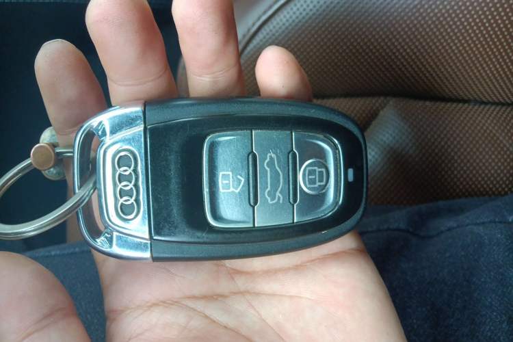 Used Audi A8 2017 A8L 45 TFSI quattro Leading Elite Edition Vehicle Key