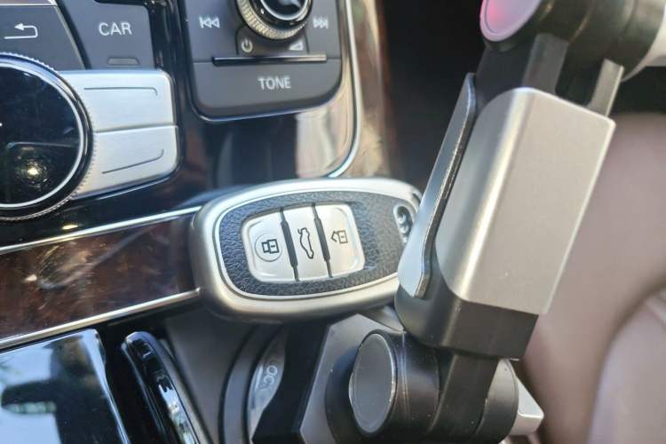 Used Audi A8 2017 A8L 45 TFSI quattro Comfort model Vehicle Key