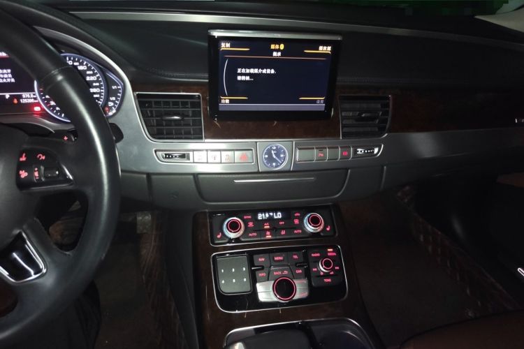 Used Audi A8 2017 A8L 45 TFSI quattro Comfort model Audio And AC Panel