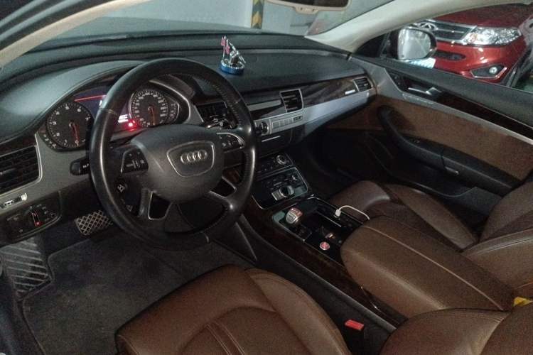 Used Audi A8 2017 A8L 45 TFSI quattro Advanced Edition Center Console