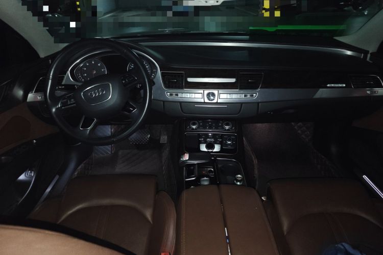Used Audi A8 2017 A8L 45 TFSI quattro Comfort model Center Console