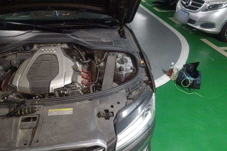 Used Audi A8 2017 A8L 45 TFSI quattro Advanced Edition Engine Bay Left