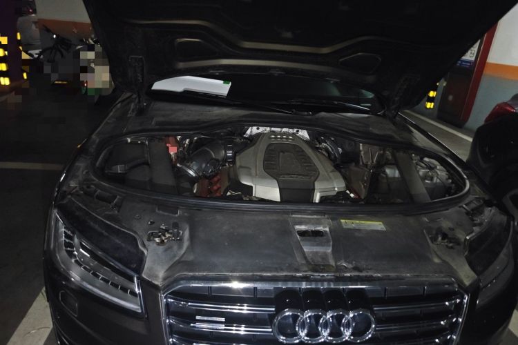 Used Audi A8 2017 A8L 45 TFSI quattro Comfort model Engine Bay Right