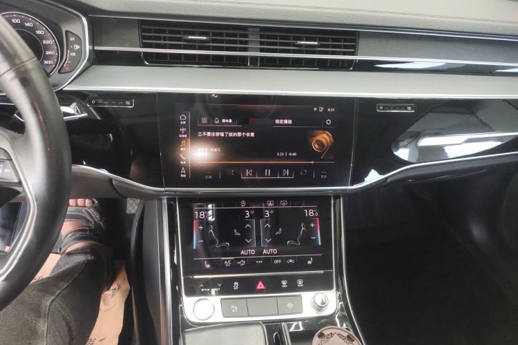 Used Audi A8 2018 A8L 55 TFSI quattro Launch Edition Elite Model Audio And AC Panel