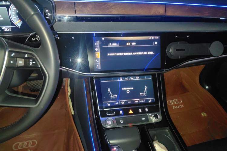 Used Audi A8 2018 A8L 55 TFSI quattro Luxury Edition Audio And AC Panel