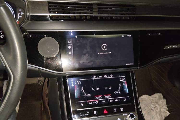 Used Audi A8 2018 A8L 55 TFSI quattro Launch Edition Elite Model Audio And AC Panel