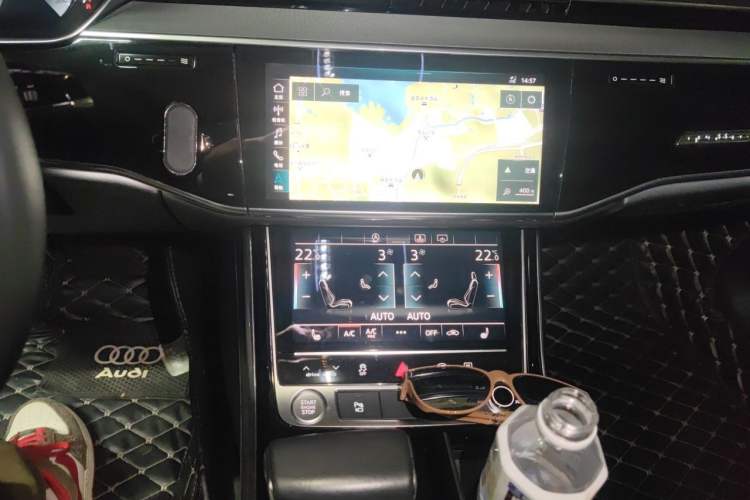 Used Audi A8 2018 A8L 55 TFSI quattro Launch Edition Elite Model Audio And AC Panel