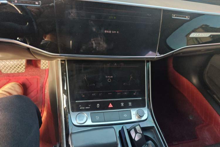 Used Audi A8 2018 A8L 55 TFSI quattro Launch Edition Elite Model Audio And AC Panel