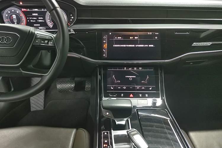 Used Audi A8 2018 A8L 55 TFSI quattro Launch Edition Elite Model Audio And AC Panel