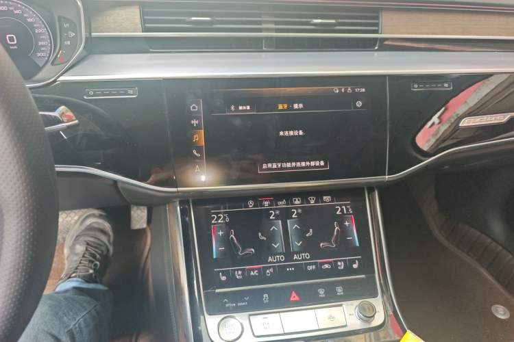 Used Audi A8 2018 A8L 55 TFSI quattro Prestige Edition Audio And AC Panel