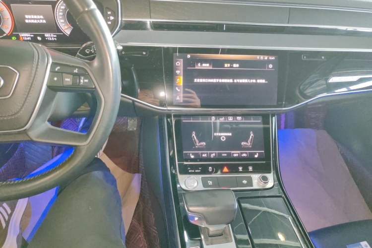 Used Audi A8 2018 A8L 55 TFSI quattro Launch Edition Elite Model Audio And AC Panel
