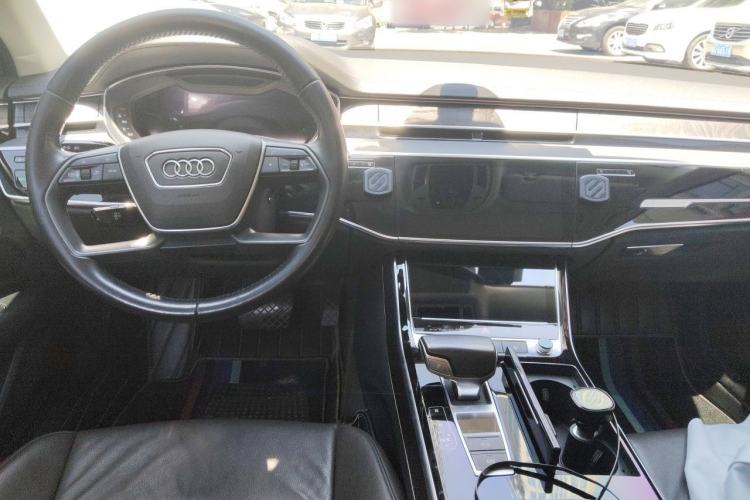 Used Audi A8 2018 A8L 55 TFSI quattro Launch Edition Elite Model Center Console