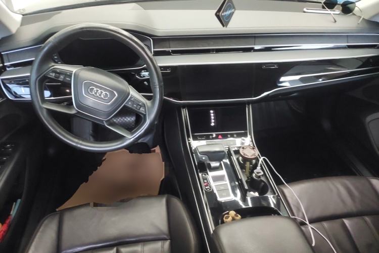 Used Audi A8 2018 A8L 55 TFSI quattro Launch Edition Elite Model Center Console