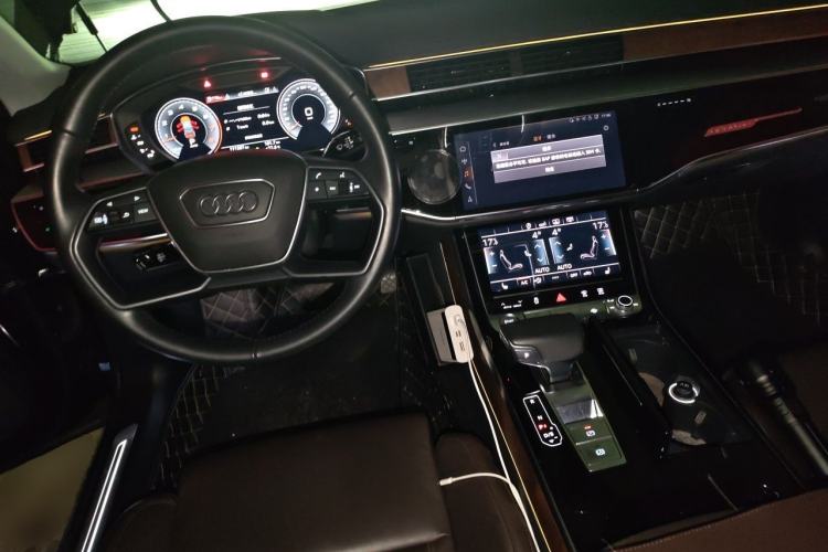 Used Audi A8 2018 A8L 55 TFSI quattro Launch Edition Prestige Model Center Console