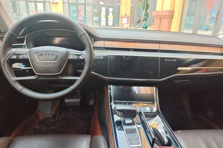 Used Audi A8 2018 A8L 55 TFSI quattro Launch Edition Prestige Model Center Console