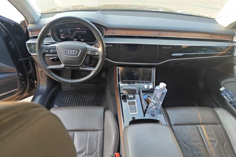 Used Audi A8 2018 A8L 55 TFSI quattro Launch Edition Prestige Model Center Console