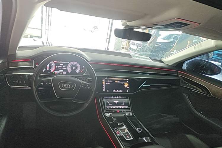 Used Audi A8 2018 A8L 55 TFSI quattro Launch Edition Prestige Model Center Console