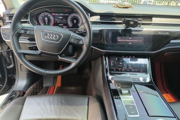 Used Audi A8 2018 A8L 55 TFSI quattro Launch Edition Elite Model Center Console