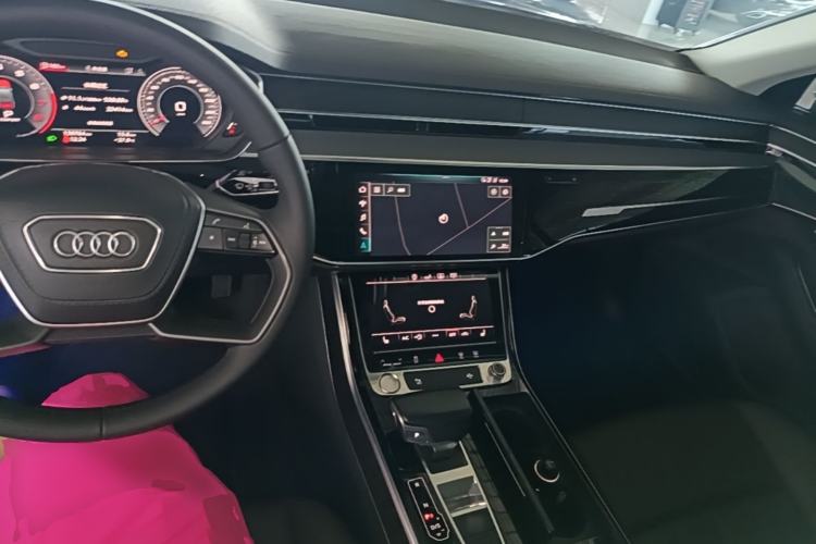 Used Audi A8 2018 A8L 55 TFSI quattro Launch Edition Elite Model Center Console
