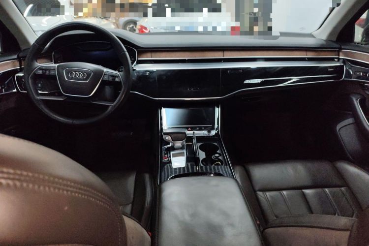 Used Audi A8 2018 A8L 55 TFSI quattro Launch Edition Elite Model Center Console