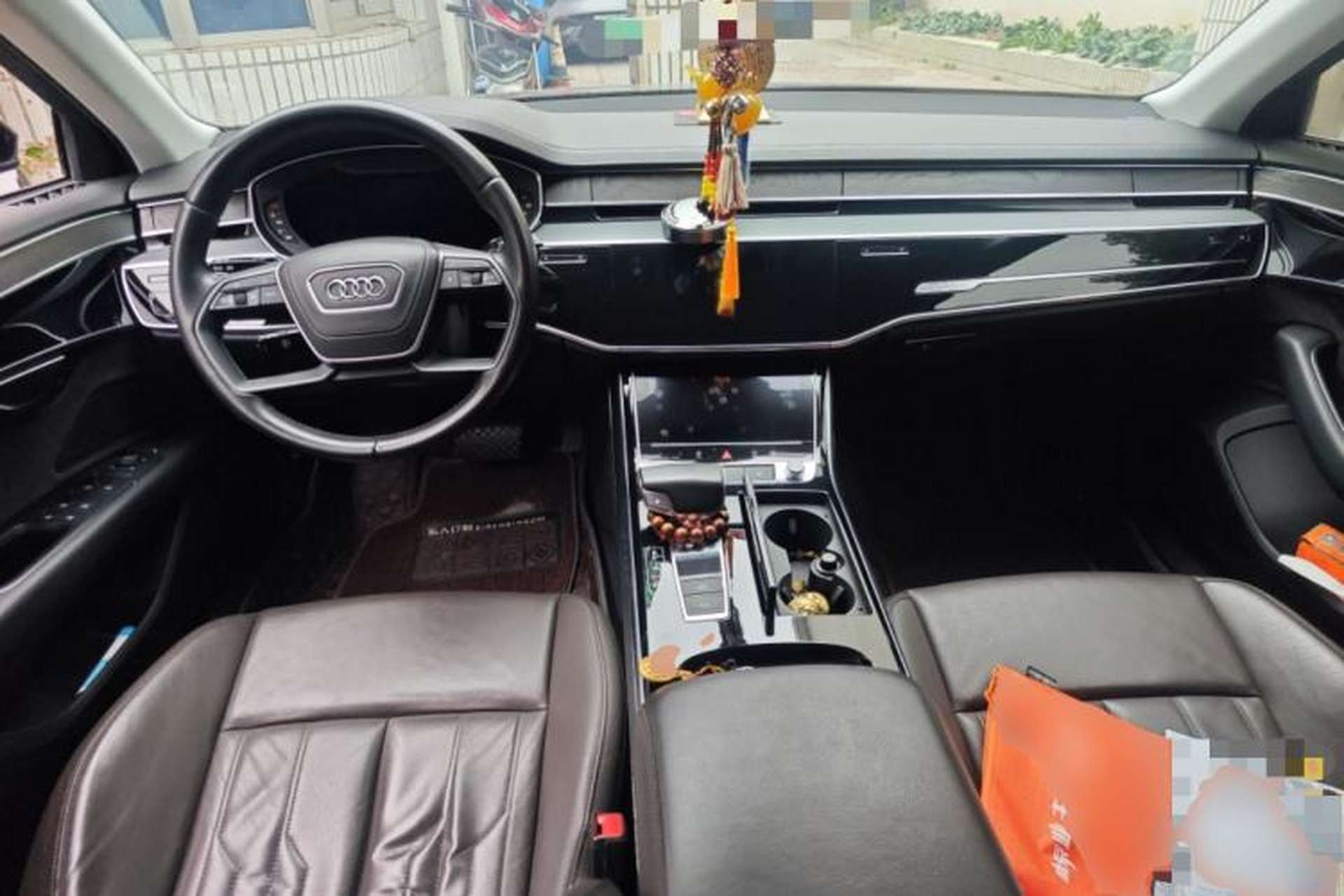Used Audi A8 2018 A8L 55 TFSI quattro Launch Edition Elite Model Center Console