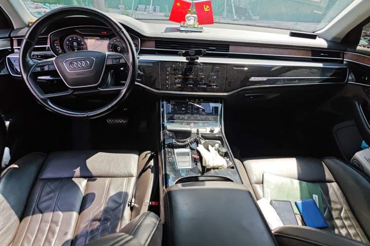 Used Audi A8 2018 A8L 55 TFSI quattro Launch Edition Prestige Model Center Console