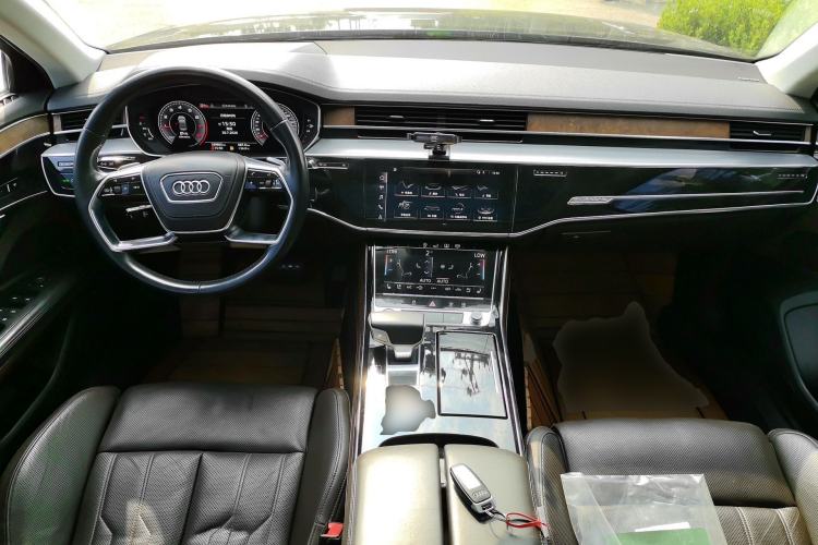 Used Audi A8 2018 A8L 55 TFSI quattro Luxury Edition Center Console