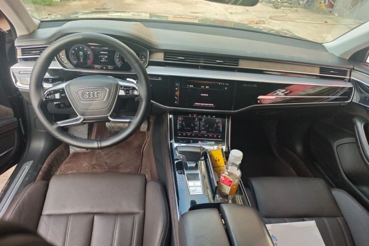 Used Audi A8 2018 A8L 55 TFSI quattro Prestige Edition Center Console