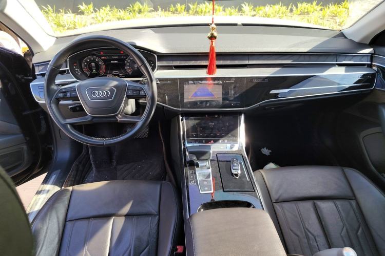 Used Audi A8 2018 A8L 55 TFSI quattro Launch Edition Elite Model Center Console