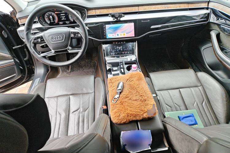 Used Audi A8 2018 A8L 55 TFSI quattro Luxury Edition Center Console