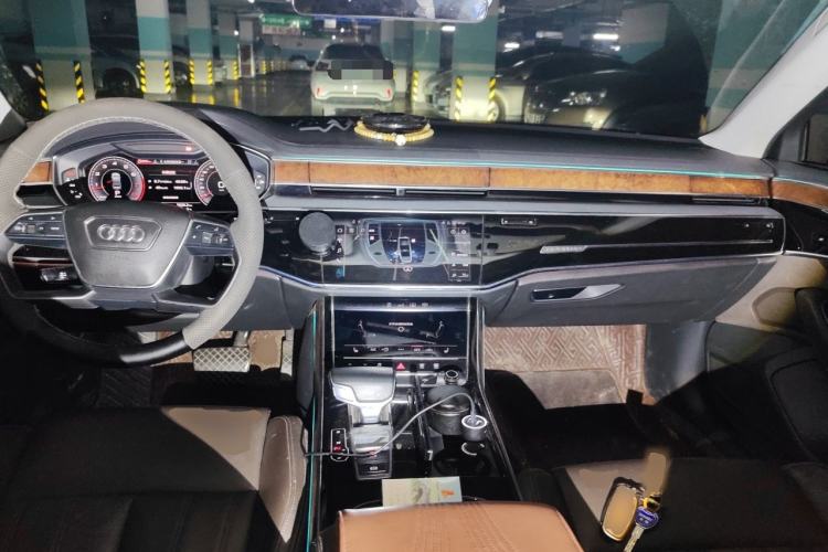 Used Audi A8 2018 A8L 55 TFSI quattro Launch Edition Prestige Model Center Console
