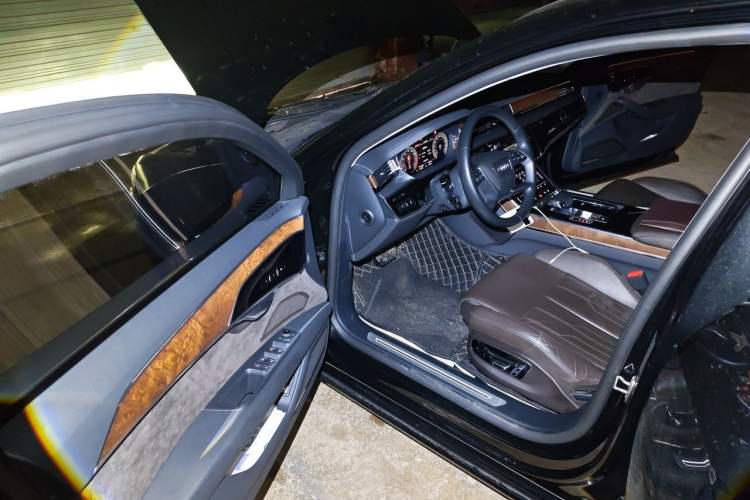 Used Audi A8 2018 A8L 55 TFSI quattro Launch Edition Prestige Model Driver Seat