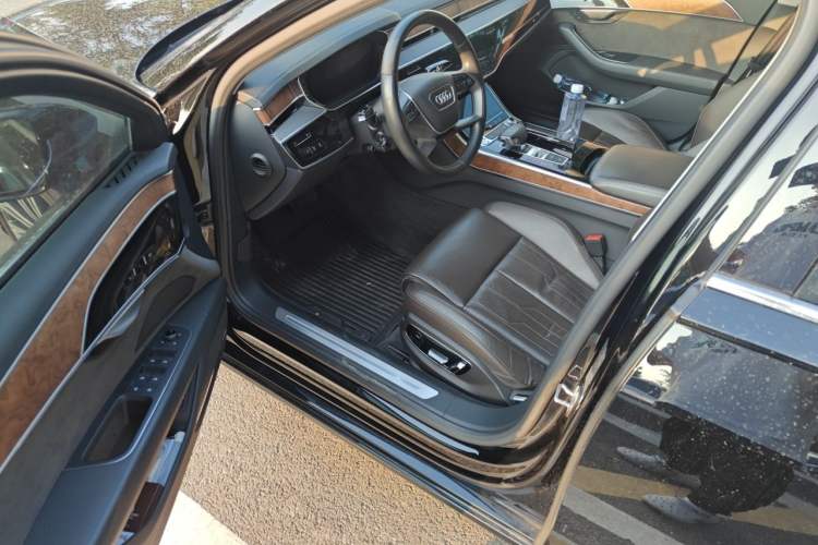 Used Audi A8 2018 A8L 55 TFSI quattro Launch Edition Prestige Model Driver Seat