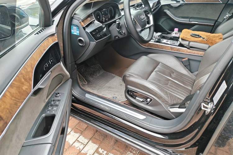 Used Audi A8 2018 A8L 55 TFSI quattro Luxury Edition Driver Seat