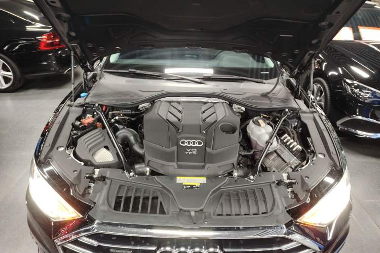 Used Audi A8 2018 A8L 55 TFSI quattro Launch Edition Elite Model Engine Bay