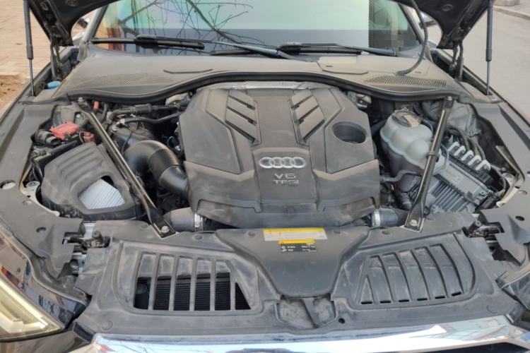 Used Audi A8 2018 A8L 55 TFSI quattro Launch Edition Elite Model Engine Bay
