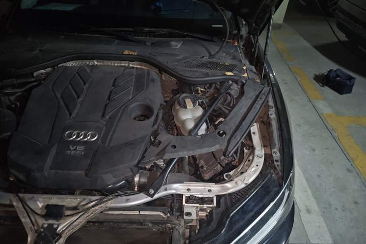 Used Audi A8 2018 A8L 55 TFSI quattro Launch Edition Elite Model Engine Bay Left