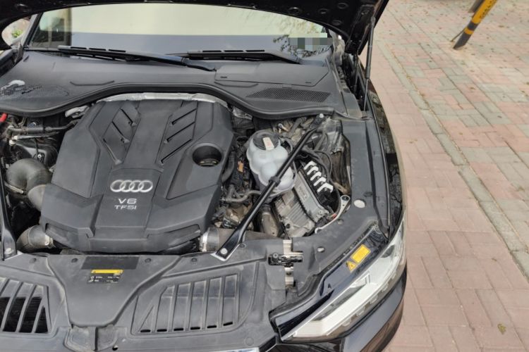 Used Audi A8 2018 A8L 55 TFSI quattro Prestige Edition Engine Bay Left