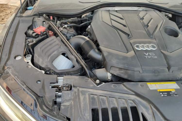 Used Audi A8 2018 A8L 55 TFSI quattro Launch Edition Elite Model Engine Bay Right