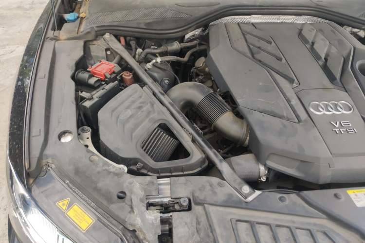 Used Audi A8 2018 A8L 55 TFSI quattro Prestige Edition Engine Bay Right